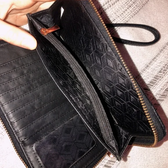 Black Wallet - Picture 3 of 3